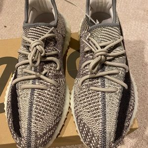 Brand new Yeezy 350